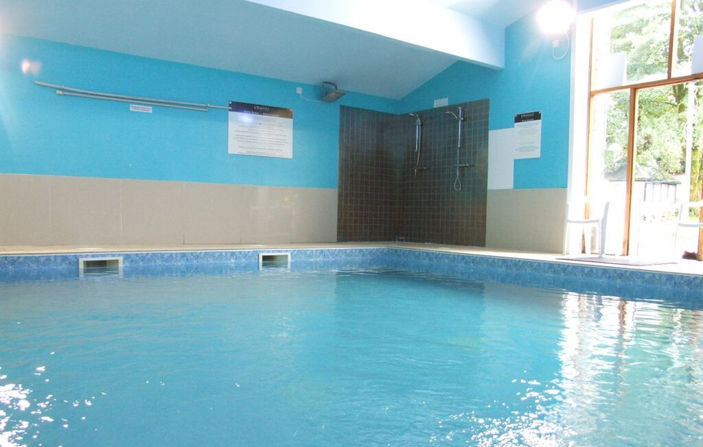 Indoor heated pool with exclusive sessions every day for each house